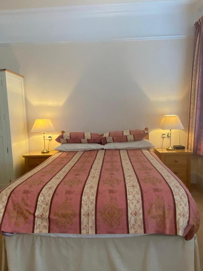 Landguard Lodge Guest House Shipley  Extérieur photo